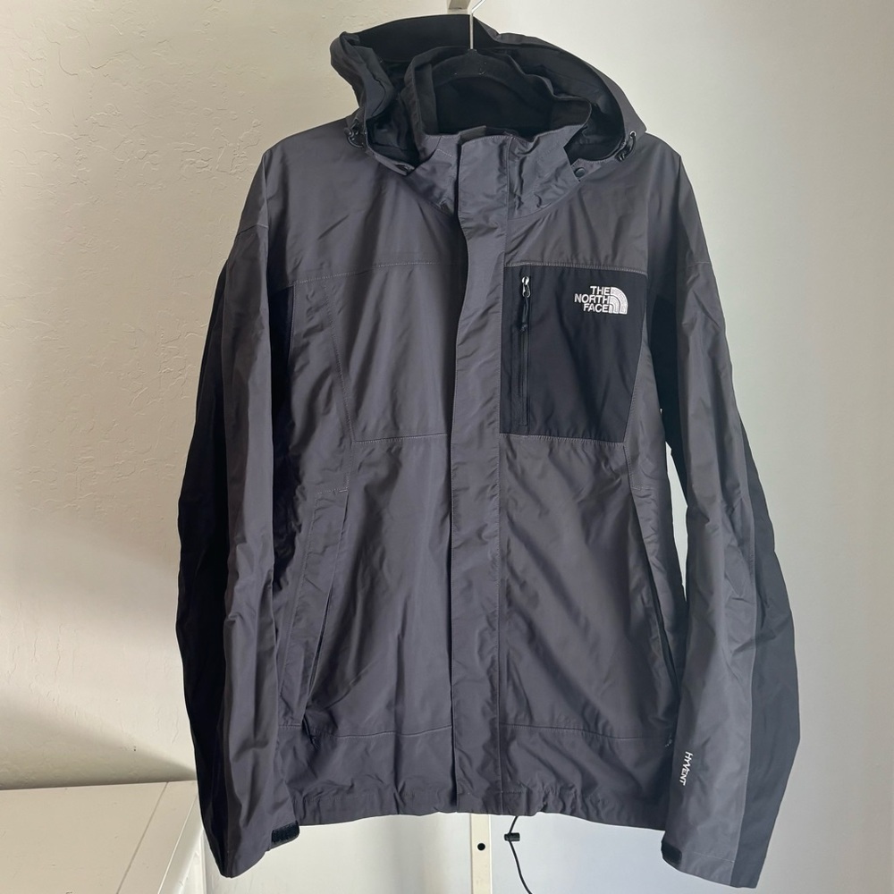 The North Face Men’s Gray Black Hooded Hyvent Rain Zip Up Jacket, Large